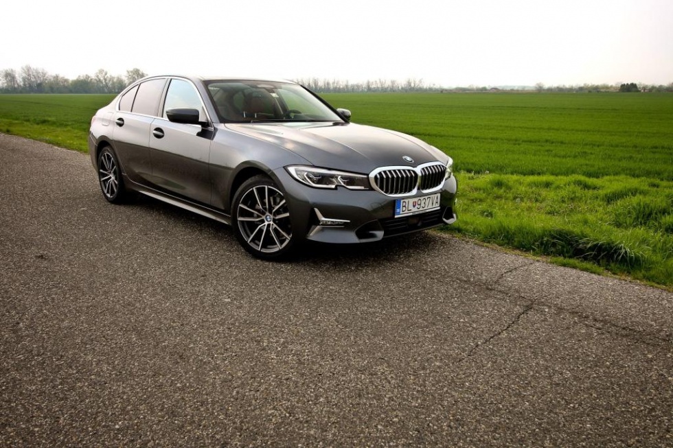 BMW 320d – 01 – BMW radu 3 zostáva pre automobilku kľúčovým produktom