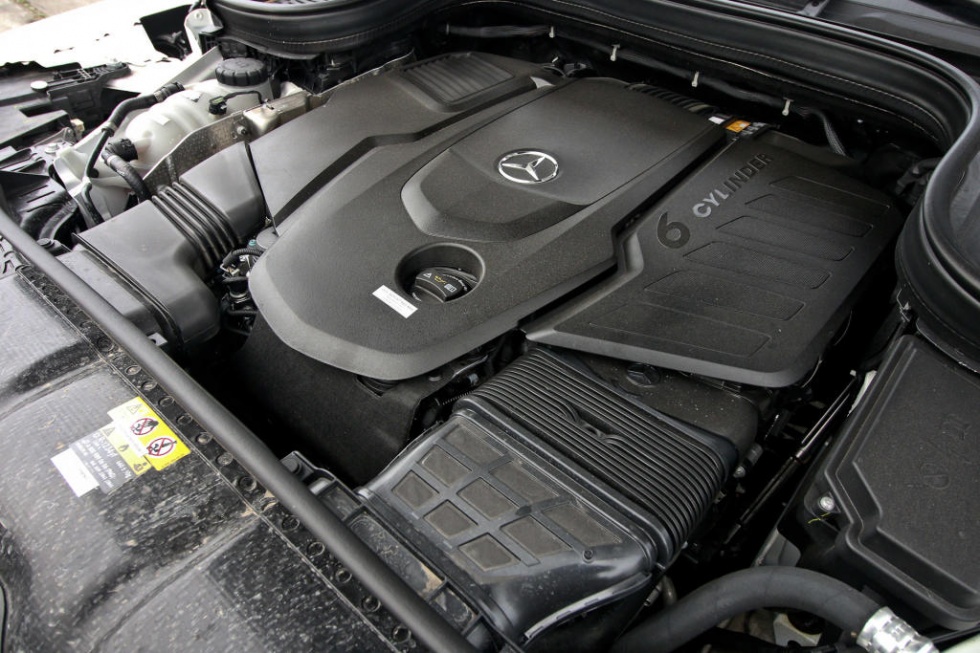 Mercedes-Benz GLS 400 d – Silný naftový šesťvalec nám príde do veľkého SUV ako ideálna voľba.