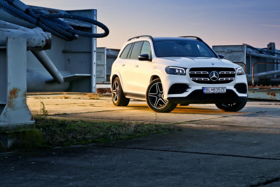 Mercedes-Benz GLS 400 d – Tretia generácia mohutného SUV splnila všetko, čo sme od nej očakávalli.