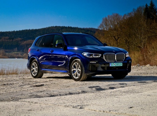 Test BMW X5 xDrive45e: Viac je niekedy jednoducho viac, napríklad pri valcoch a batériách