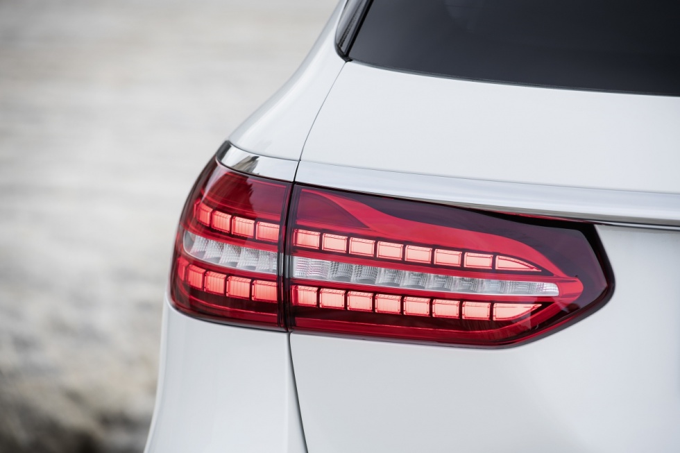Mercedes Triedy E prešiel dôkladným faceliftom