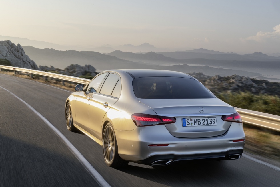 Mercedes Triedy E prešiel dôkladným faceliftom