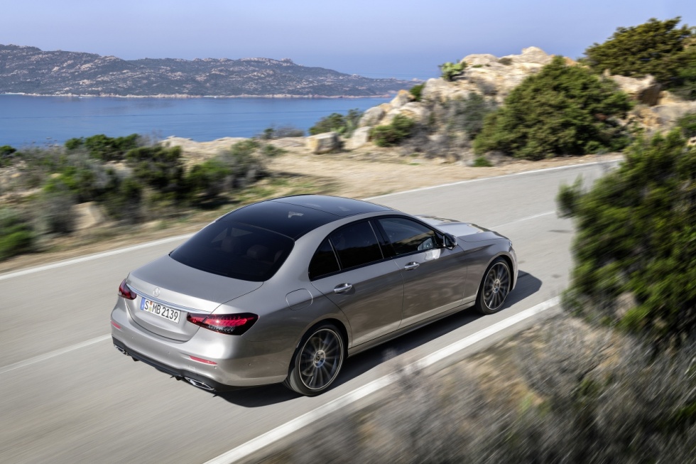Mercedes Triedy E prešiel dôkladným faceliftom